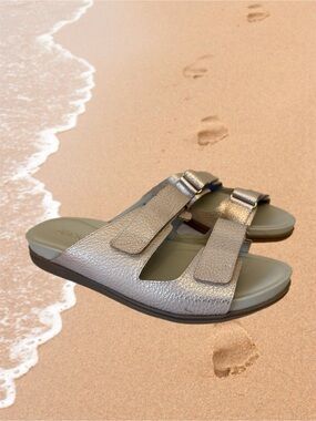 AEROSOLES Metallic Gold Double-Strap Slide Sandals Sz 8